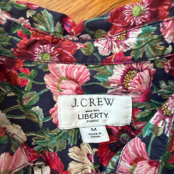 J. Crew Scalloped-sleeve top in Liberty Poppy Amelie floral Size M - Picture 4 of 7